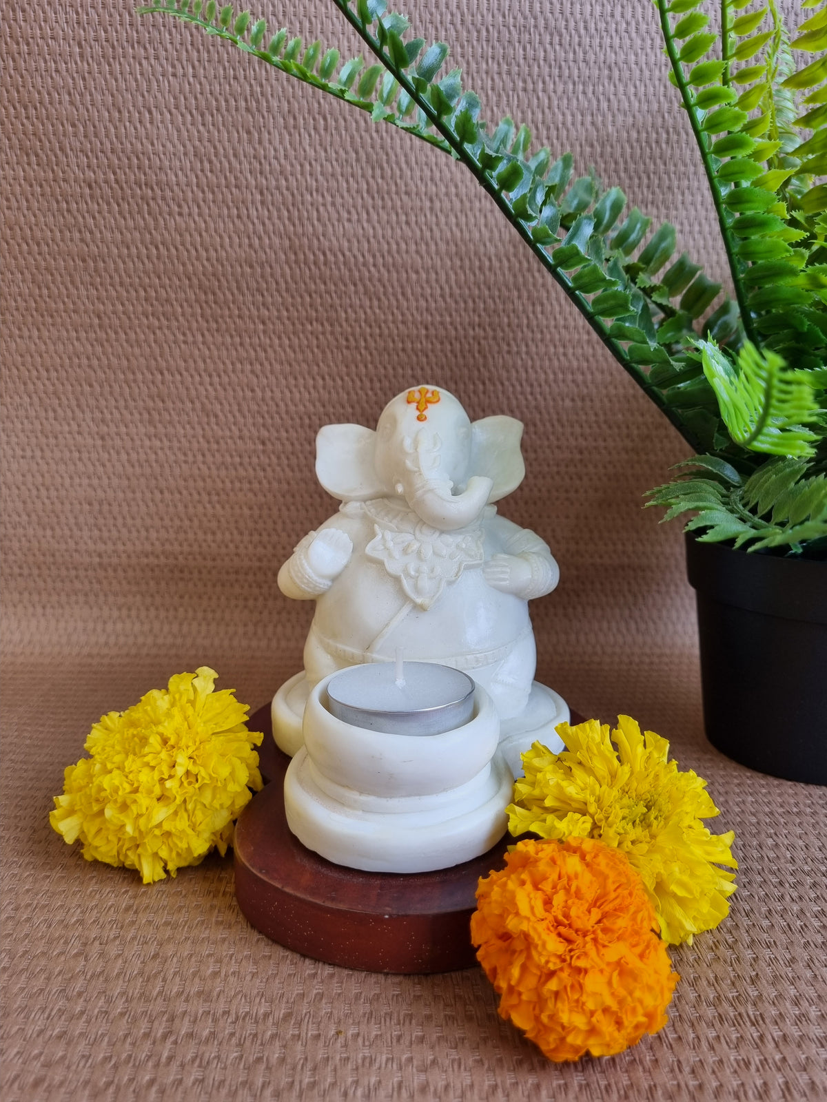 Pedestaled Ganesha with Tealight