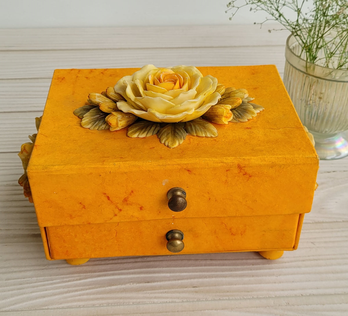 Rosa-tangerine Gift Box