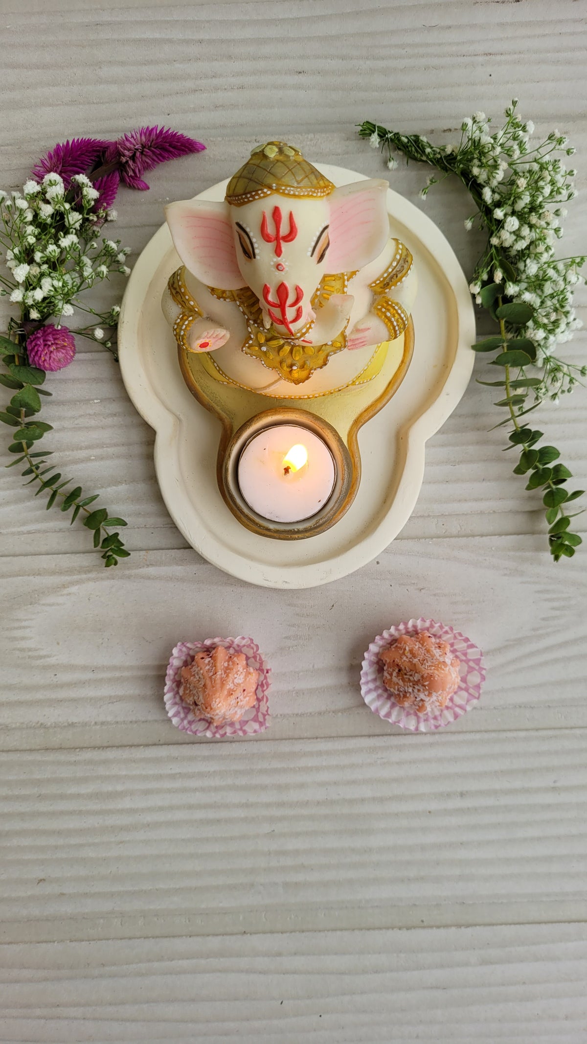 Kailash Ganpati Tealight Holder