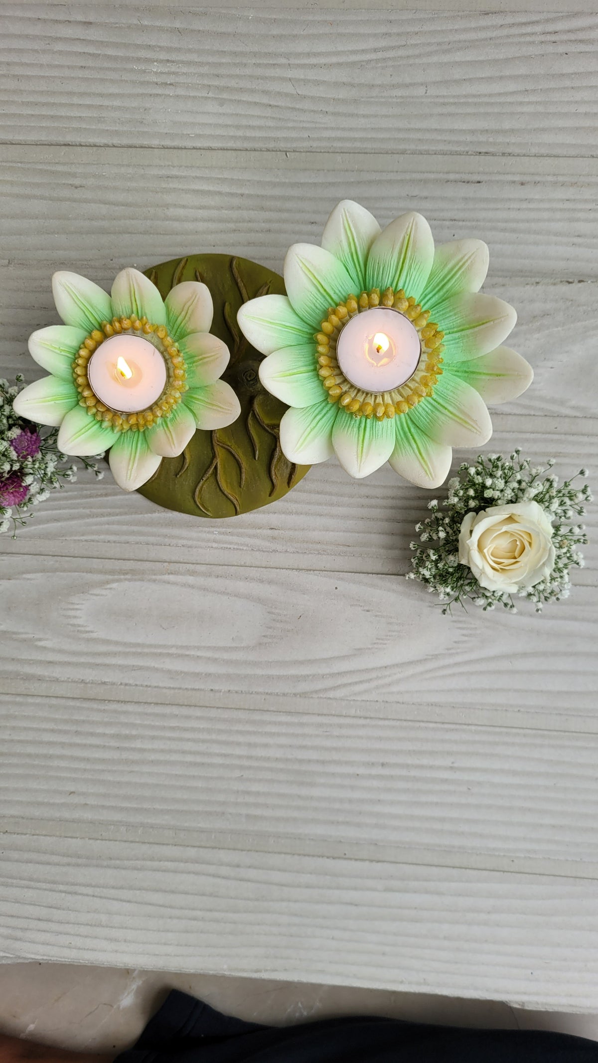 Duo Lotus Candle (Green)