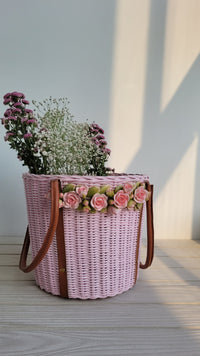 Wreath-Leathered Rosy Basket (L)