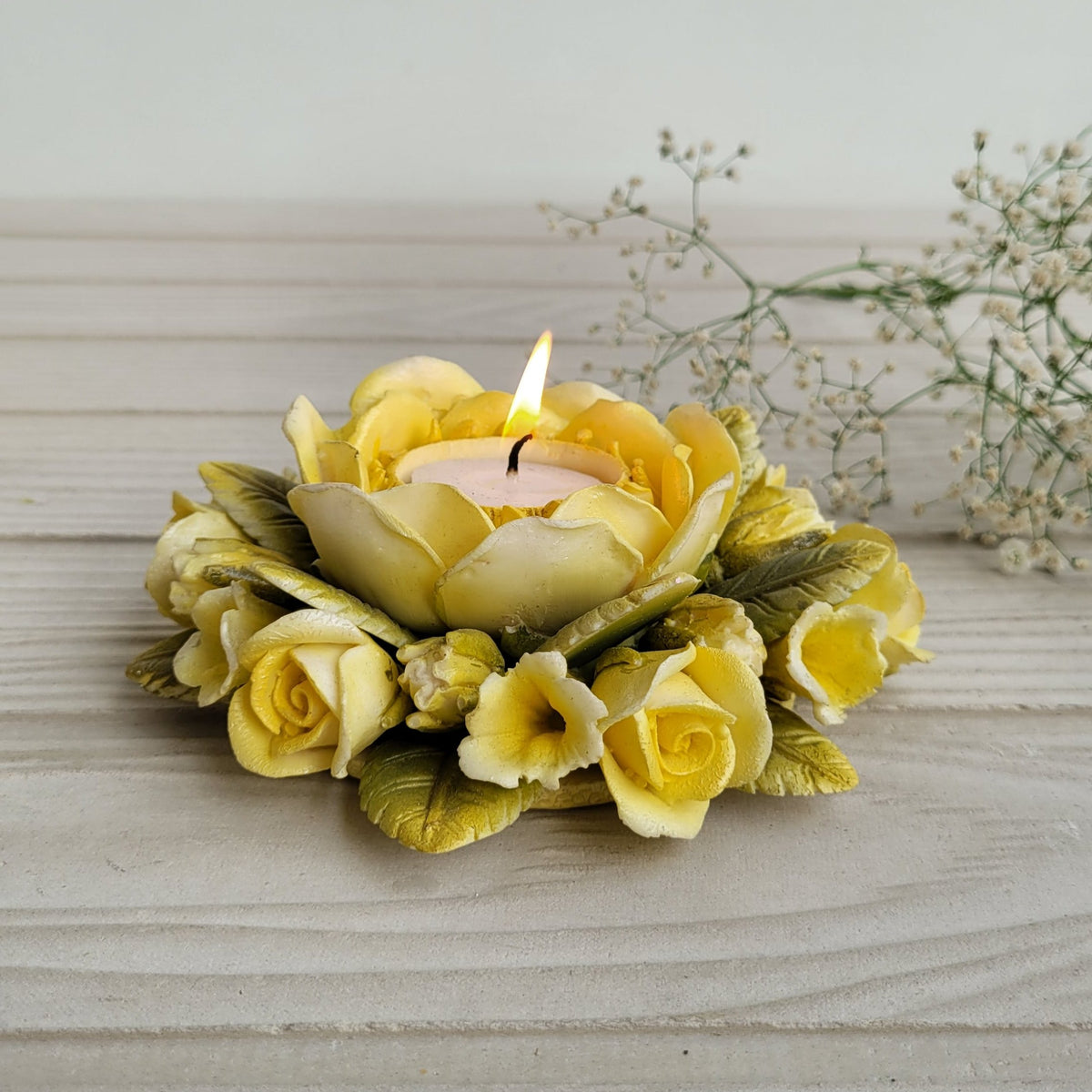 The Yellow-Rose Candle