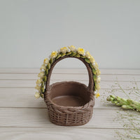 Canary Floret Marble Dust Basket