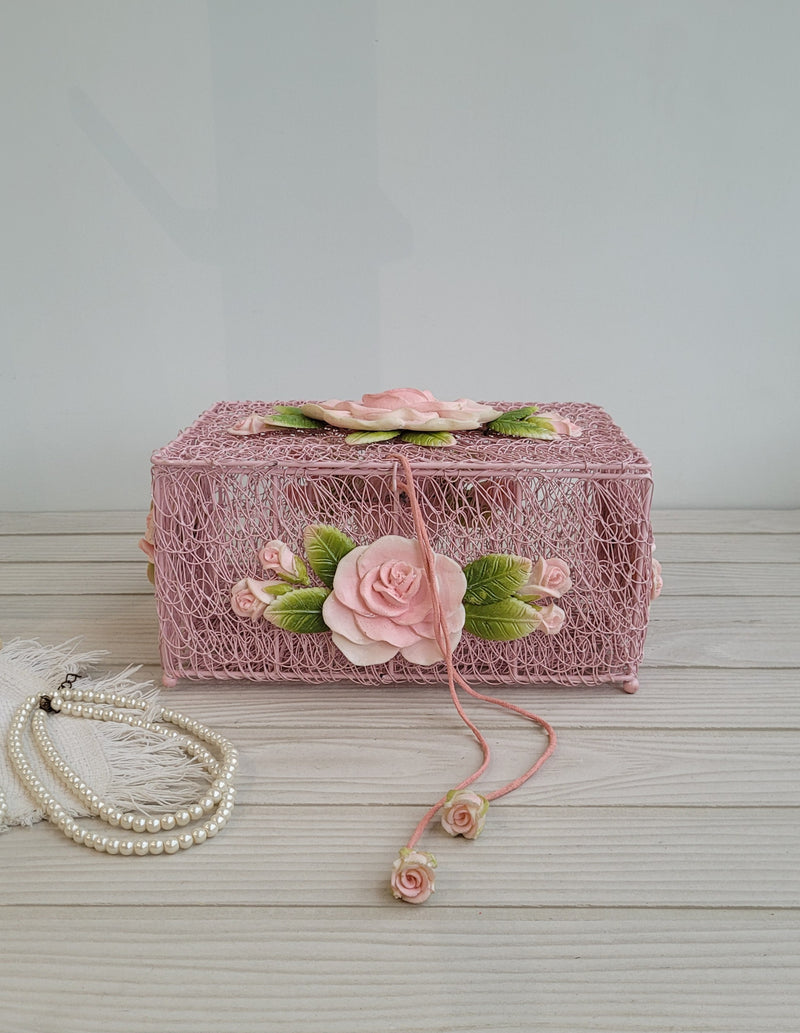 Blush Pink Meshed Cube