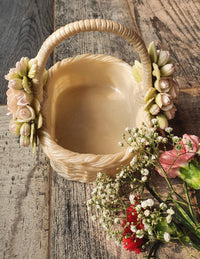 The Daisy Dove Basket