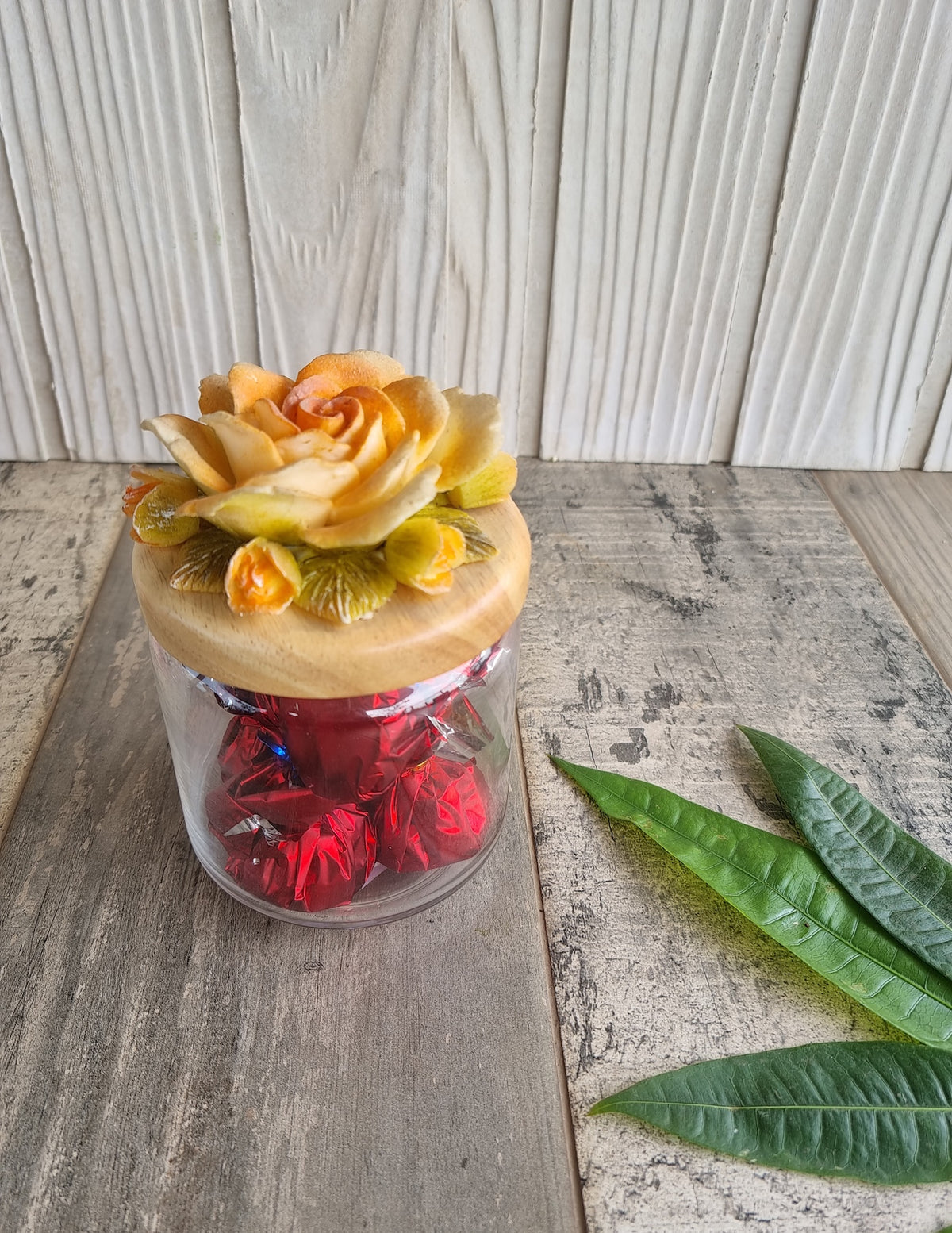 Rosette Jar