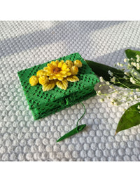 Contrasted Floret Casket with Bumblebee Blooming Rose (L)