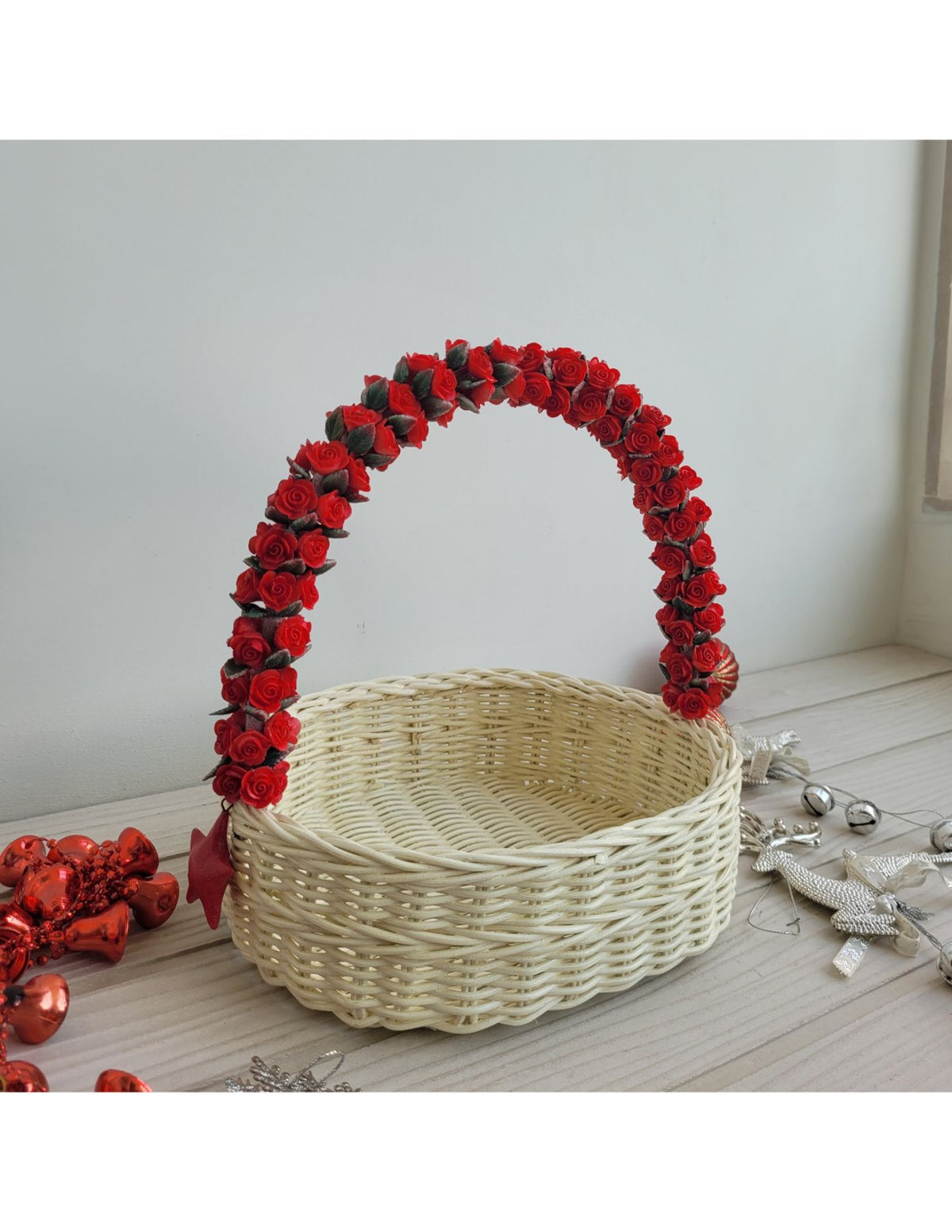 Oval Basket with Red Marble